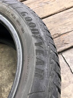 215/55R17 Good year celoročné - 11