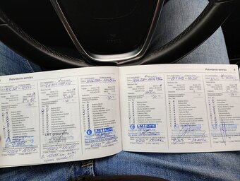 Opel Insignia 2.0 CDTI 160k Cosmo - 11