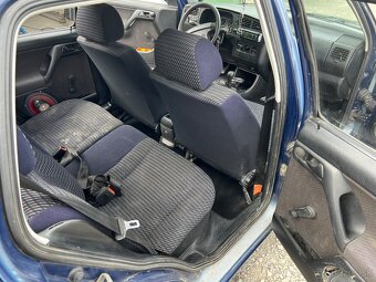 Volkswagen Vento - 11