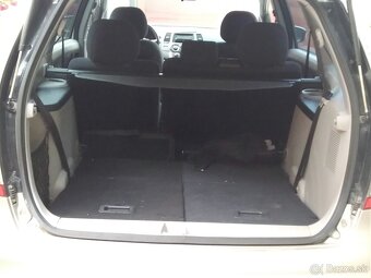Predám Mitsubishi Grandis 2.4 benzin 7 miestne - 11