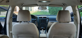 Škoda Octavia Combi 2.0 TDI Elegance DSG - 11