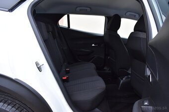 Peugeot 2008 1.5 HDi ROK 2022 - 11