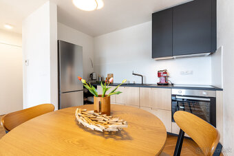 Na prenájom 2 izbový byt - Košice, Centrum - 11