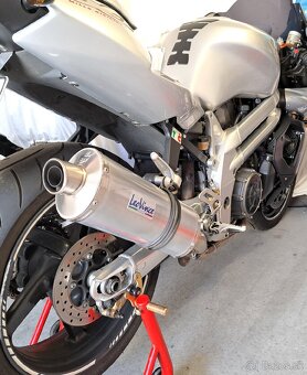 Aprilia SL 1000 - 11