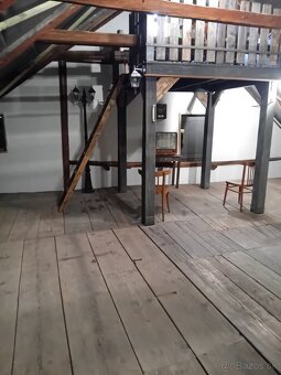 Ponúkame na predaj meštiansky dom v Banskej Štiavnici - 11