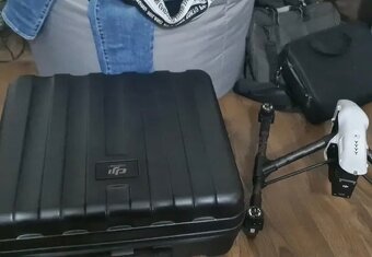 Dji Inspire 1 s bohatým příslušenstvím - 11