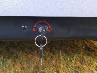 Strešný box THULE Ocean700 - 11