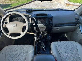 Toyota Land Cruiser 120 Prado - 11