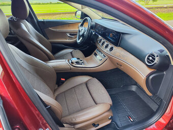 Mercedes-Benz E trieda Sedan 220 d 4MATIC A/T - 11