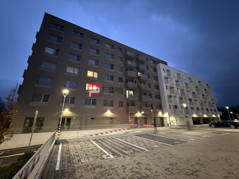 PRENÁJOM 3-izbový byt Ovocné sady BA Ružinov parking v cene - 11