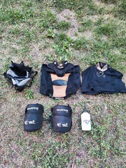 Brankárska hokejová výstroj - 11