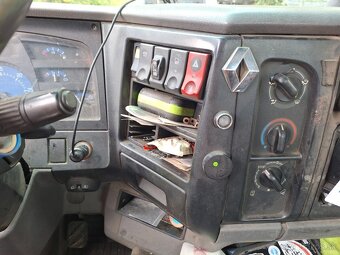 RENAULT KERAX 320 + HR - 11