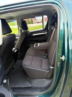 TOYOTA HILUX DC 2.4 D-4D 4X4 MANUAL - 11