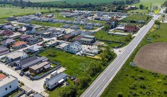 HALO reality - Predaj, pozemky pre rodinné domy od 528 m2 Se - 11