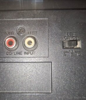 X- BASS dvojkazetový Rádiomagnetofón SHARP SURROUND - 11