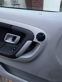 Škoda Roomster 1,2HTP - 11