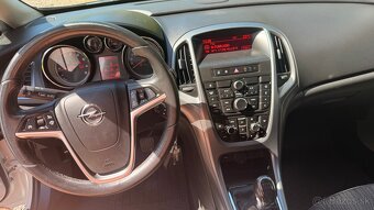 Opel astra j 1,4 74kw - 11