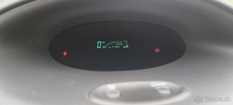 Toyota Yaris - 11