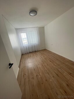 3i byt 75m2 + 7m2 loggia, pivnica, garáž a parkovacie miesto - 11