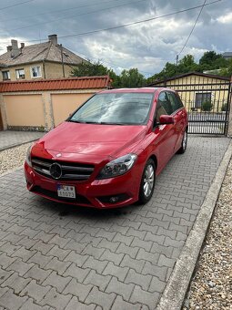 Mercedes-Benz B180 1.6i (90 kW / 122 koní), r.v. 08/2012 - 11