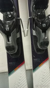 Predam lyze Salomon, 150cm a Fischer RC4, 170cm - 11