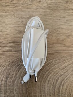 iPhone 11 64GB - 11