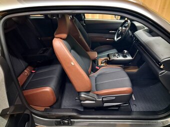 Mazda MX-30 e-Skyactiv Advantage - 11