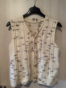 kroj: lajblíky/kabátiky/vestičky - 11