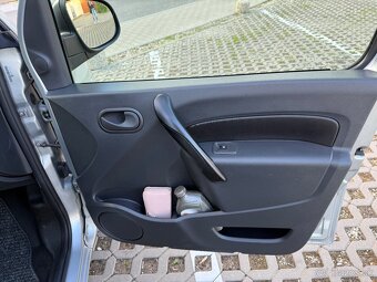 Renault Kangoo VAN Blue dCi 95 - 11