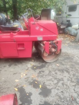 Vibračni valec HAMM - 11