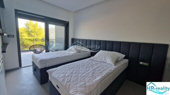 Zaton – dom na predaj len 200m od mora - 11