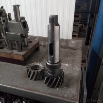 Horizontální vyvrtávačka TOS WH 80 (6528 ) - 11