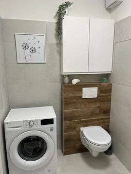 Prenájom - 2i zariadený byt s garážovým státím v BB - 11