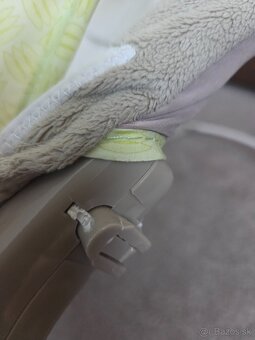 Detské hojdacie kreslo Ingenuity Automatic Bouncer - 11