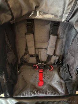 Kocik Britax BOB revolution pro - 11