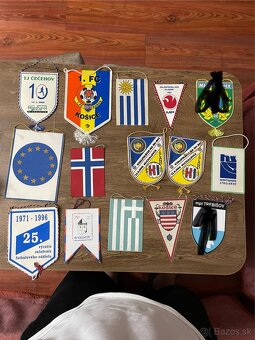 Vojenske Nášivky (a SBS),Vlajočky - 11