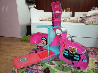 L.O.L. Surprise karavan - 11