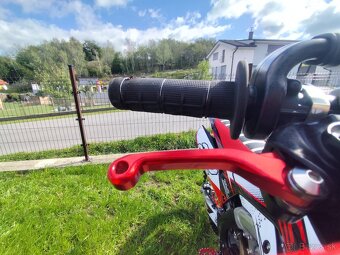 Honda CRF250R , 70MTH - 11
