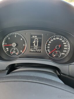 Predám Seat Alhambra 2.0TDI ,103kw , 4x4,7 miestne - 11
