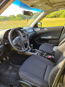 Subaru Forester 2.0D AWD - 11