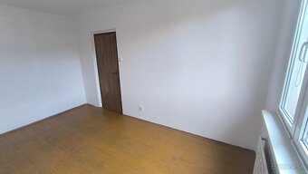 3-izb. byt s veľmi veľkým balkónom - Martin -Ul.Hurbanova - 11