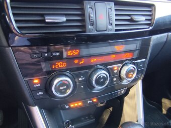 Mazda CX-5 2.0i AWD REVOLUTION - 11