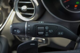 Mercedes Benz GLC 300e 4MATIC Plug-in Hybrid 155 kW 2021 - 11