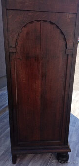 Skriňa starožitná dubová. - 11