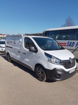 Predám autokaravan Renault Trafic  30 000 km - 11