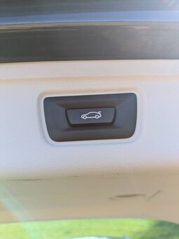 BMW 320dX drive , 10/2020, 140kW, 150tkm - 11