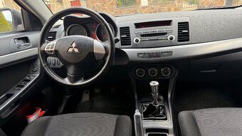 Mitsubishi Lancer - 11