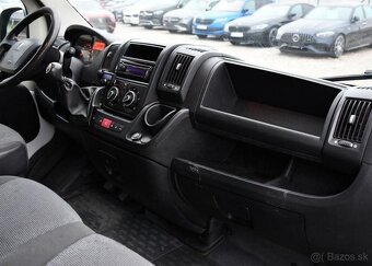 Peugeot Boxer 2.2HDi TAŽNÉ ČR PO SERVISE nafta manuál 96 kw - 11