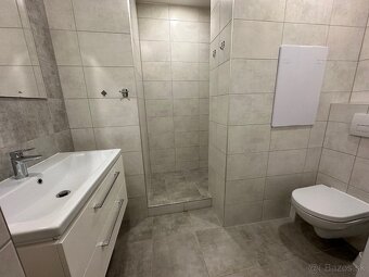 Prenájom 2 izb.bytu na Bulvári - komplet zariadený - 11