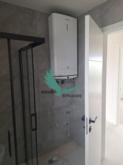 Chorvátsko-Na predaj apartmán so strešnou terasou a bazénom  - 11